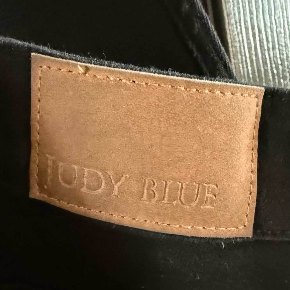Judy Blue Black Denim Overalls - Picture 5 of 13